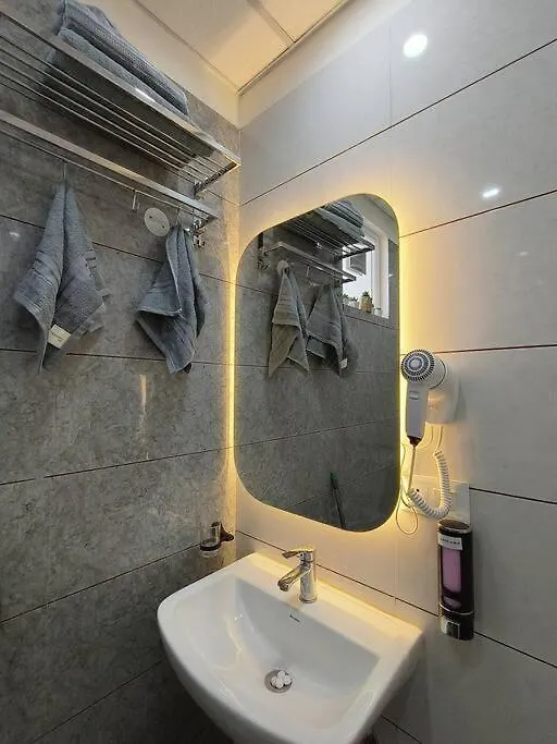 Cozy Loft Apartment Zirakpur